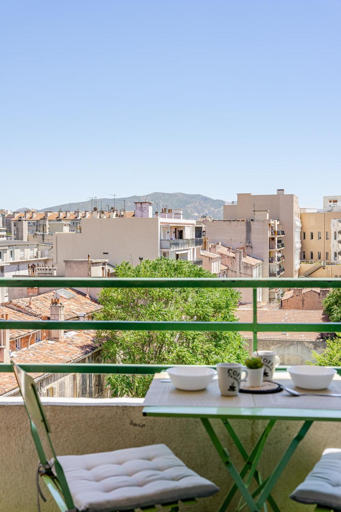 Ferienwohnung St Charles : Confortable+ Balcon Marseilles Exterior foto